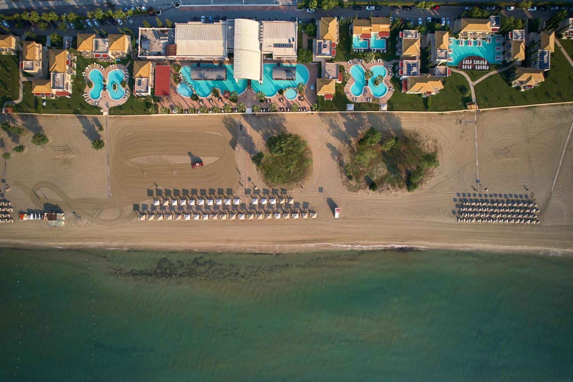 Mediterranean Village Hotel & Spa Paralia Katerinis Bagian luar foto